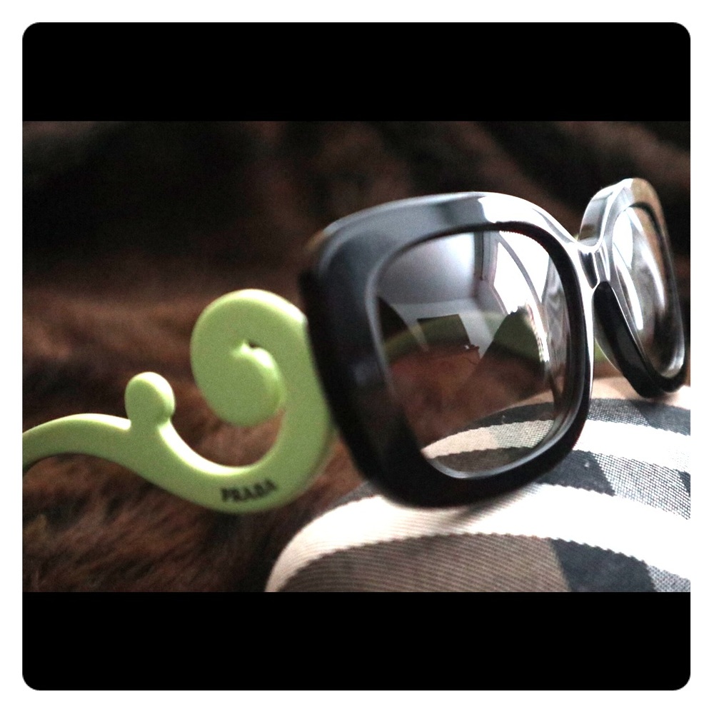 Prada sunglasses Brand new without box